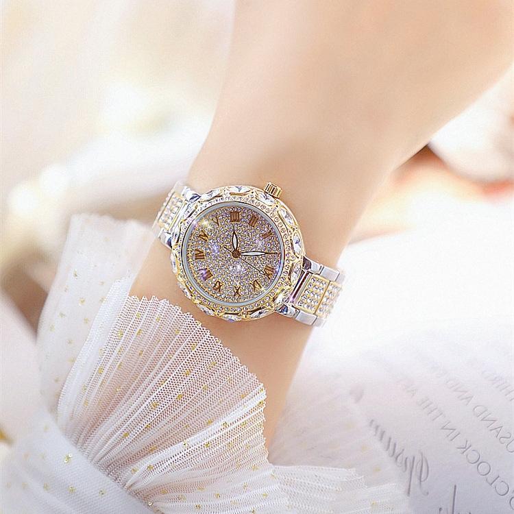 Diamond Chain Watch for Women - Elegant and Timeless - Gold