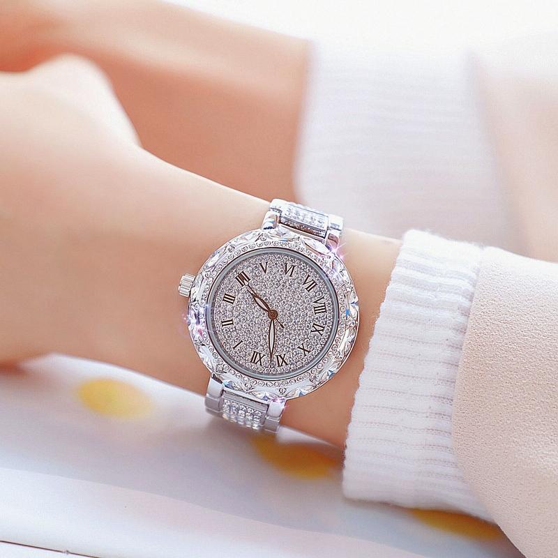 Diamond Chain Watch for Women - Elegant and Timeless - Gold